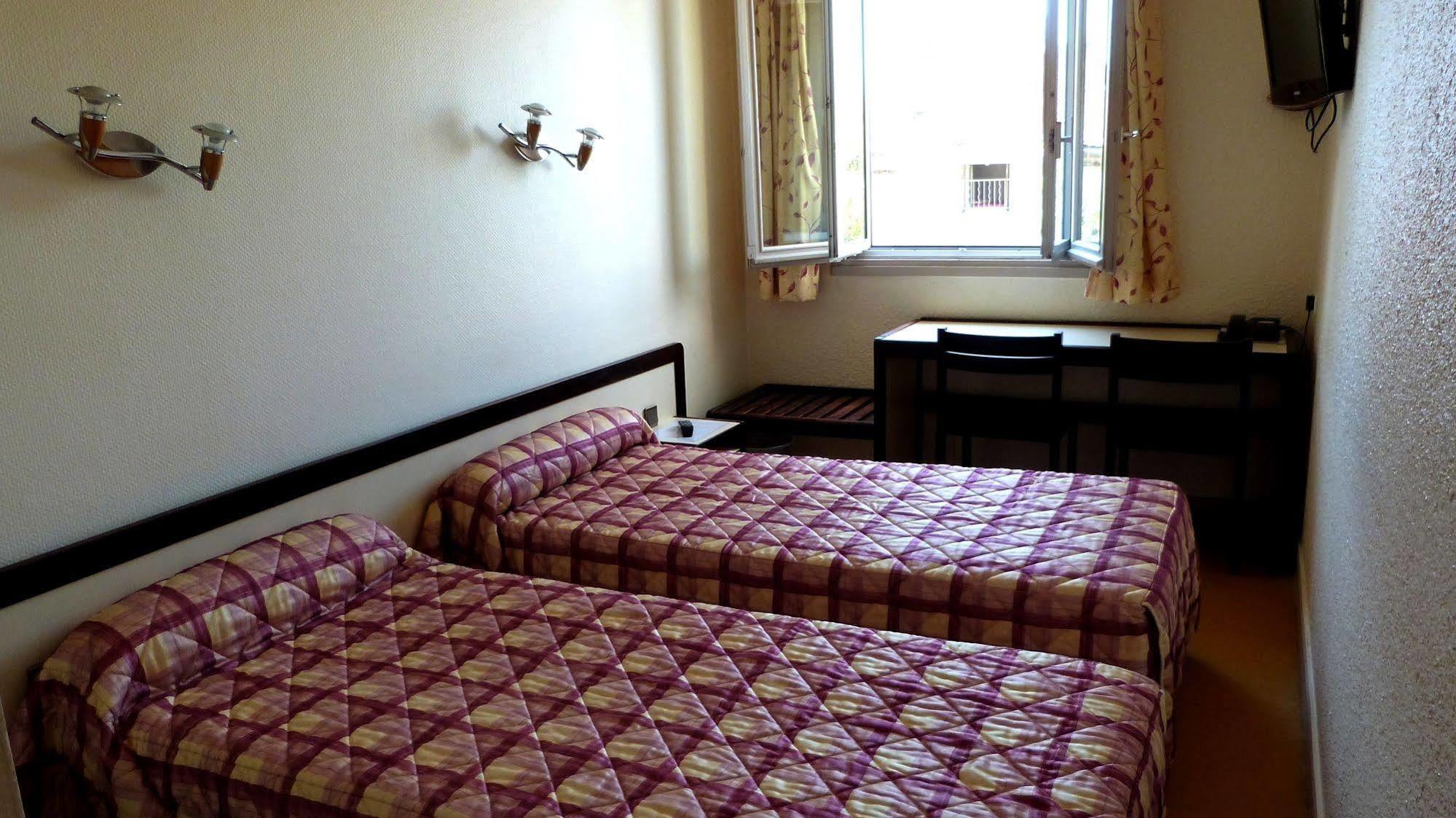 Hotel Austria Style -Ex Nestor Hotel Bourg-les-Valence Bagian luar foto
